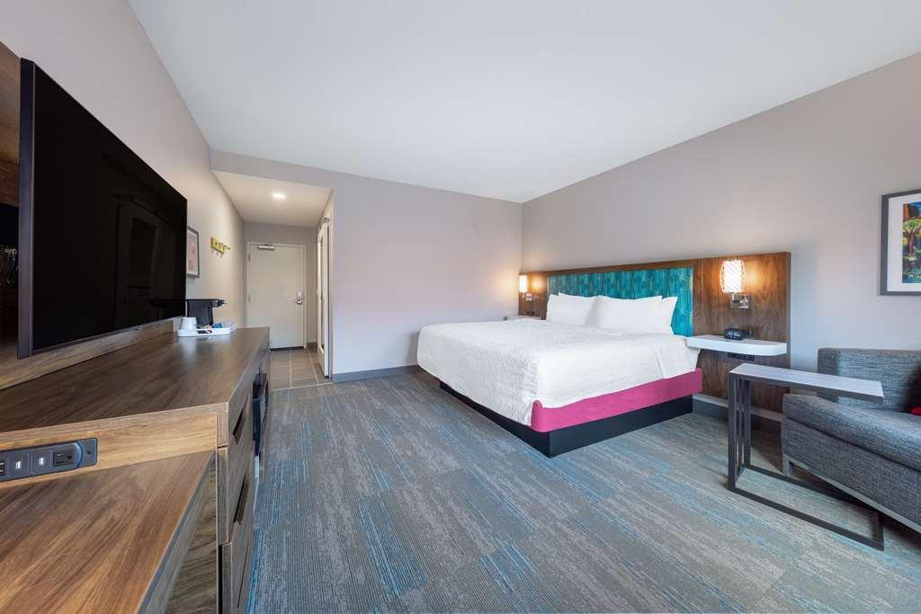 Hampton Inn Columbus Downtown, Ga Номер фото